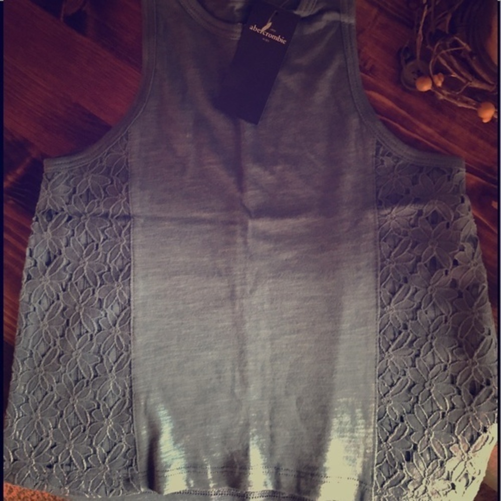 NWT Abercrombie Kids Blue Tank Girls 3/4